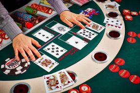 Texas Hold’em: Biến thể Poker thống trị vương quốc Poker